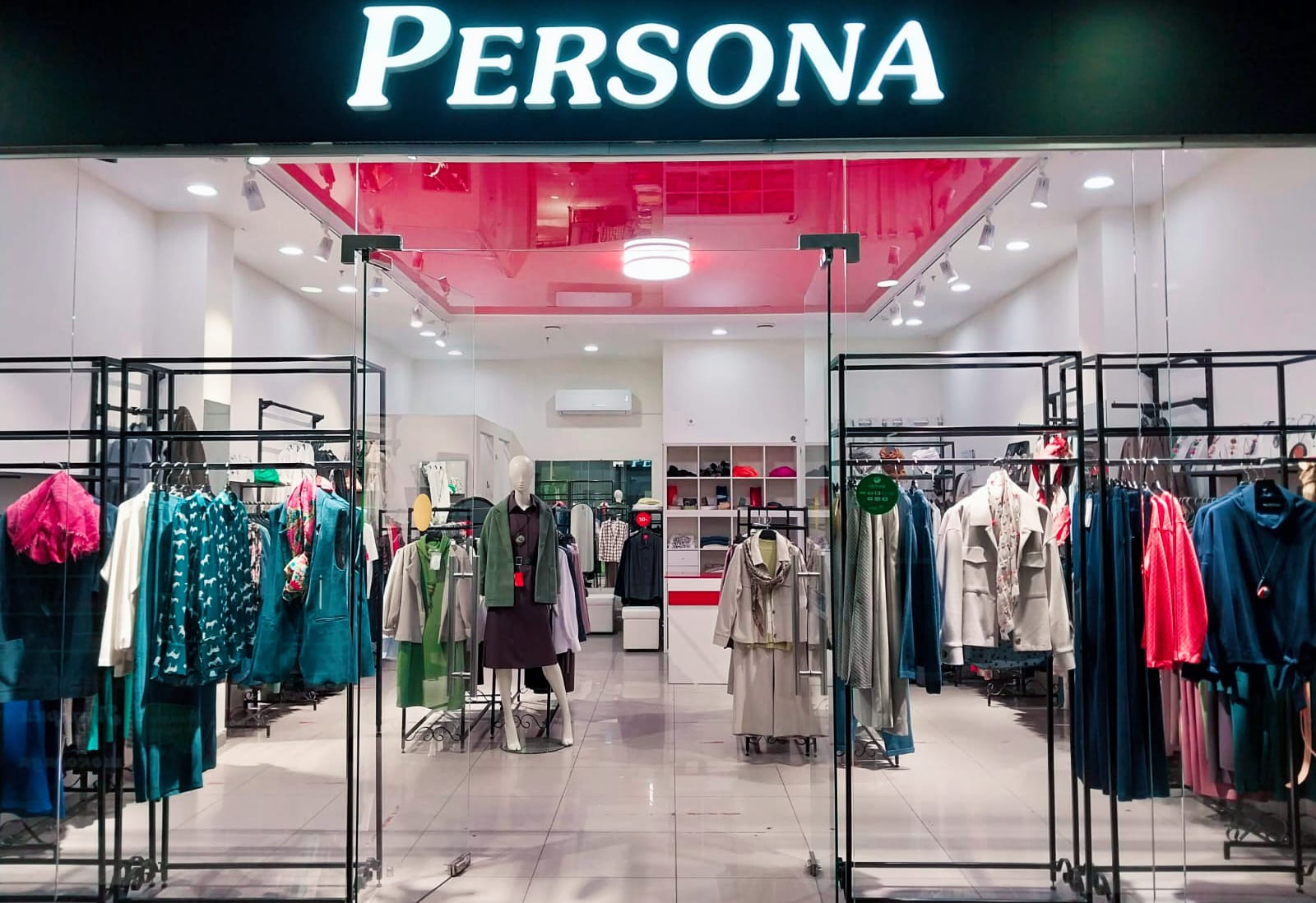 "PERSONA"